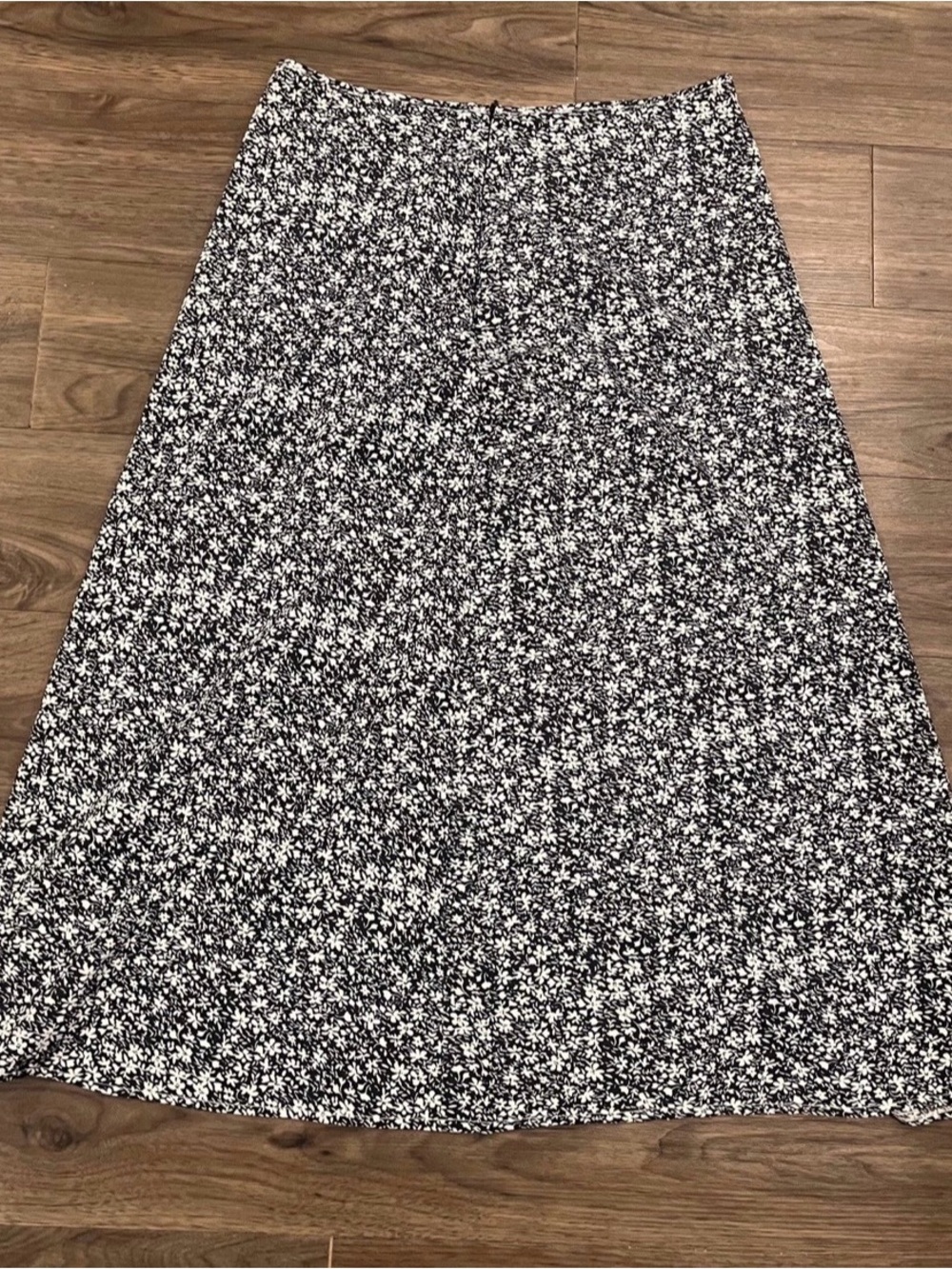 3/$11 Women’s A-line Slit Skirt in Black & White Ditsy Floral - Cottagecore